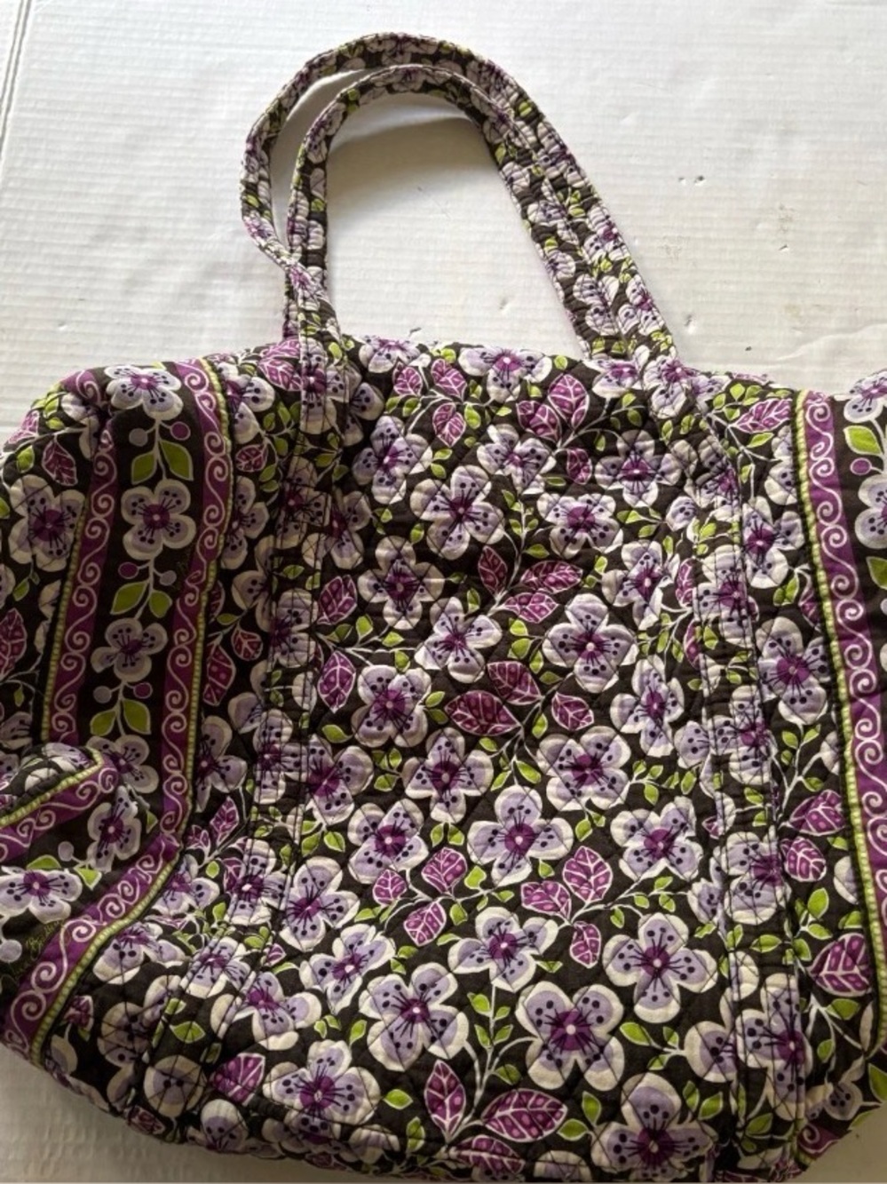 VERA BRADLEY Plum Petals Large Duffel Bag Purple Floral Quilted Weekender